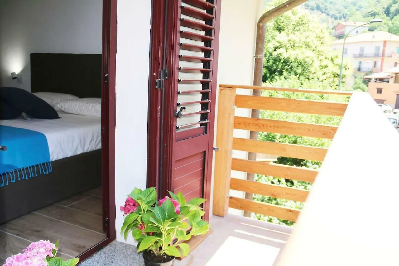 Casa Vacanze il Giardino - Appartamento Agrifoglio Aritzo Italia